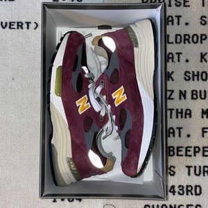 New Balance 992 “Burgundy”